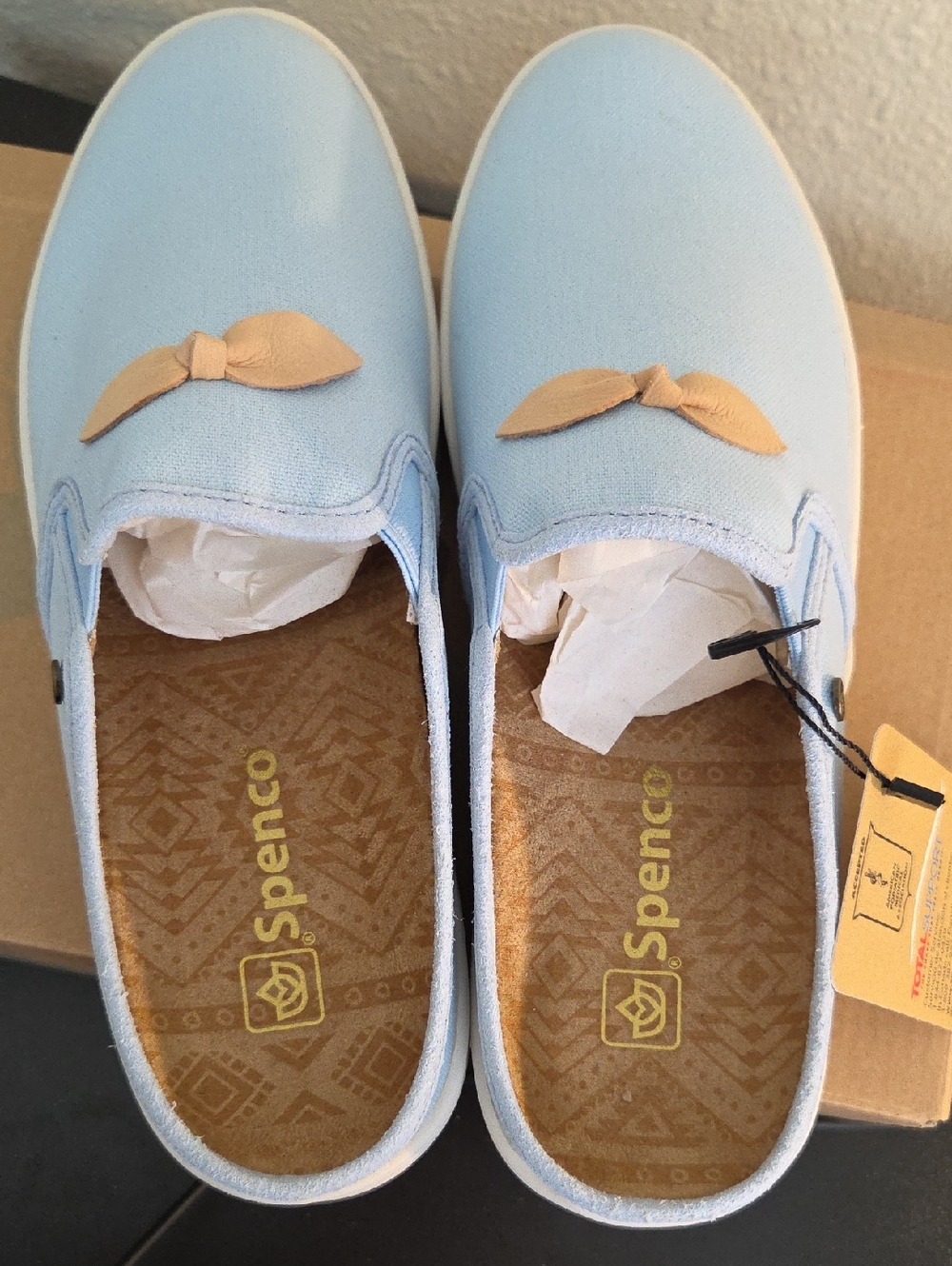 Spenco Women's Light Blue Canvas Slip-On Flats with Leather Bow Accent Size 9.5